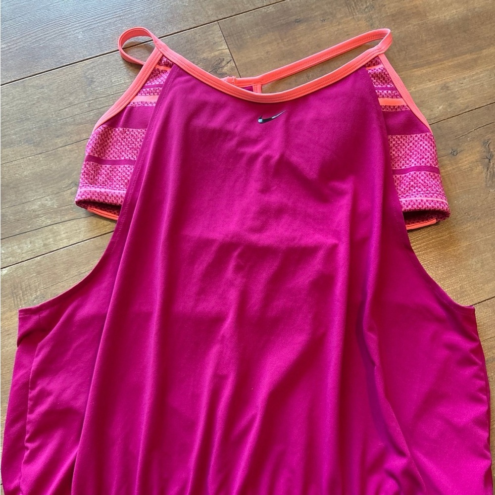 Nike 2 in 1 tank